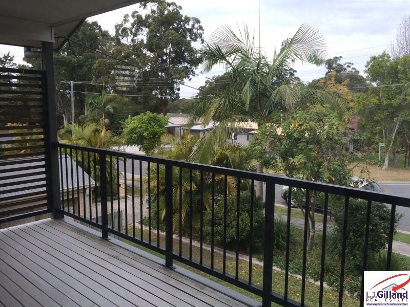 8B KARAWATHA STREET, Springwood QLD 4127