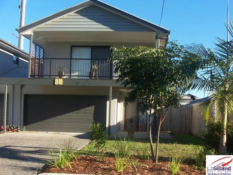 8B KARAWATHA STREET, Springwood QLD 4127