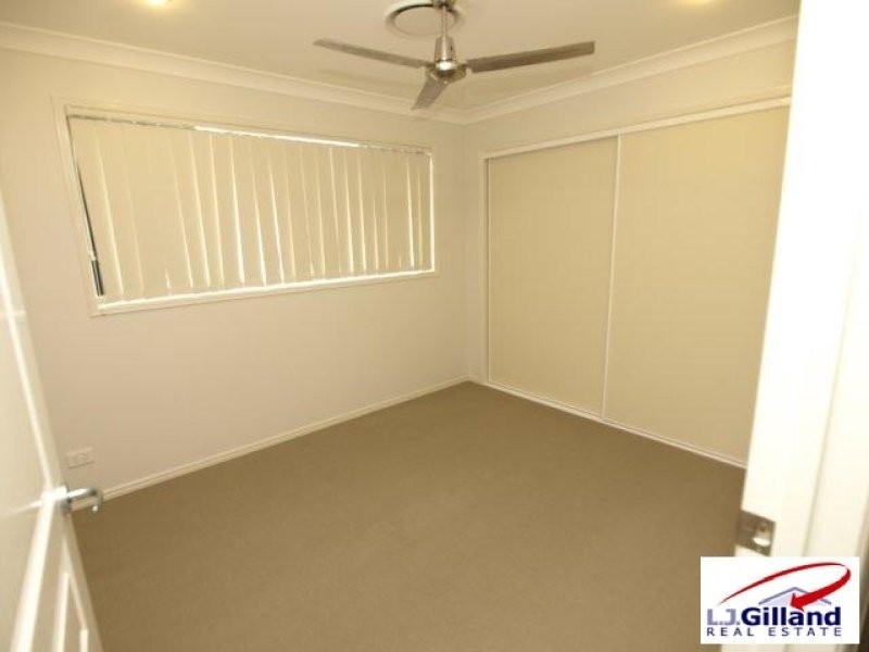 8B KARAWATHA STREET, Springwood QLD 4127