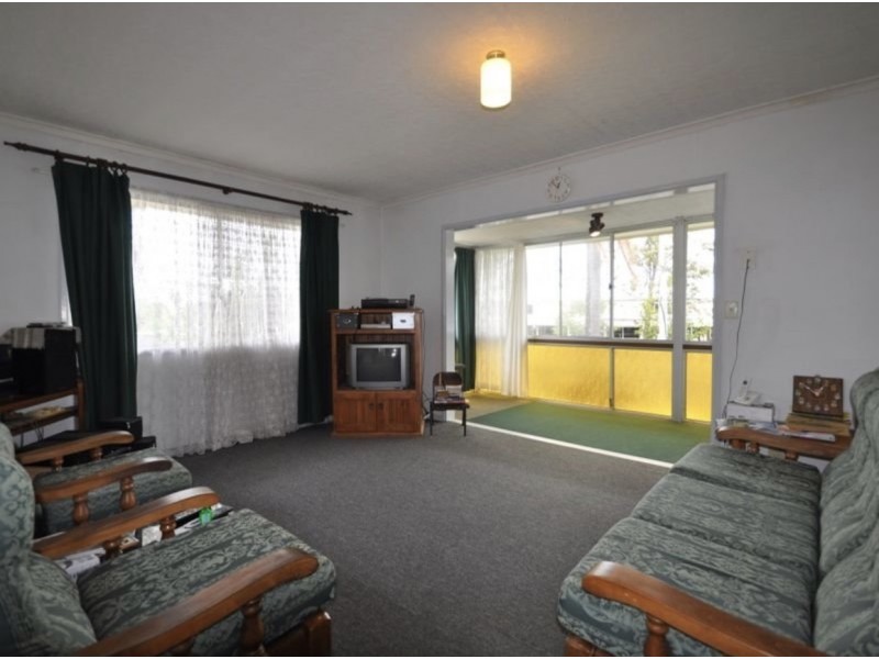 5 Flinders Street, Logan Central QLD 4114
