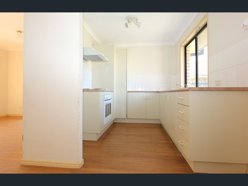 12 Jobson Place, Crestmead QLD 4132