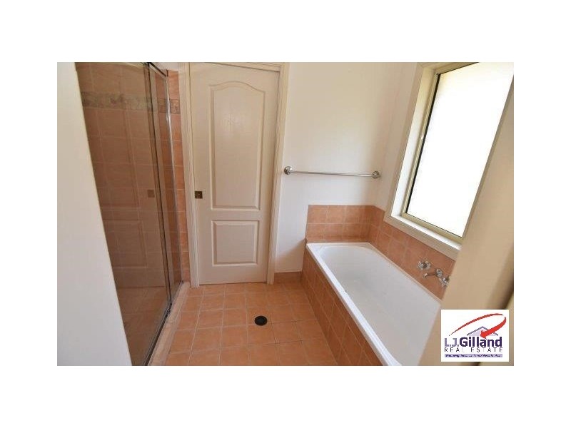 3 Leelaben Place, Eight Mile Plains QLD 4113