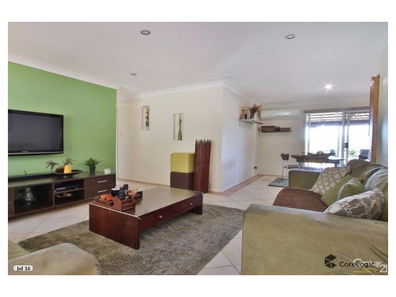 16 Hartwig Crescent, Mount Warren Park QLD 4207