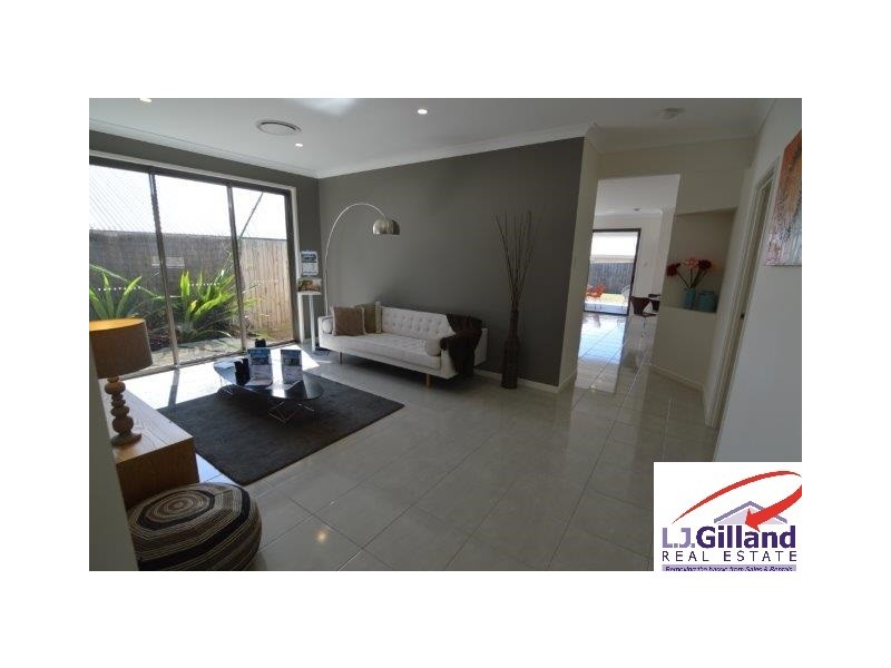 22 Sarabah Street, North Lakes QLD 4509