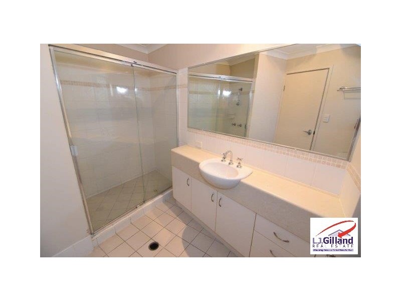 152 White Cedar Circuit, Stretton QLD 4116