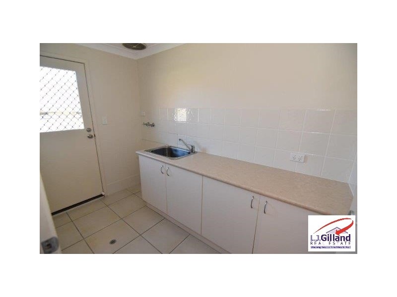 152 White Cedar Circuit, Stretton QLD 4116