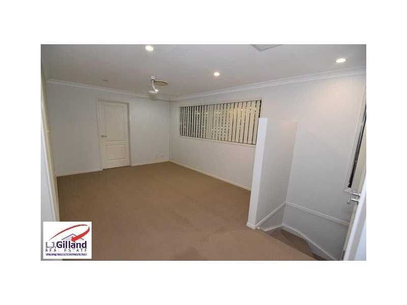 19B Tower Street, Springwood QLD 4127