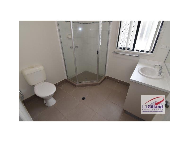 8A KARAWATHA STREET, Springwood QLD 4127