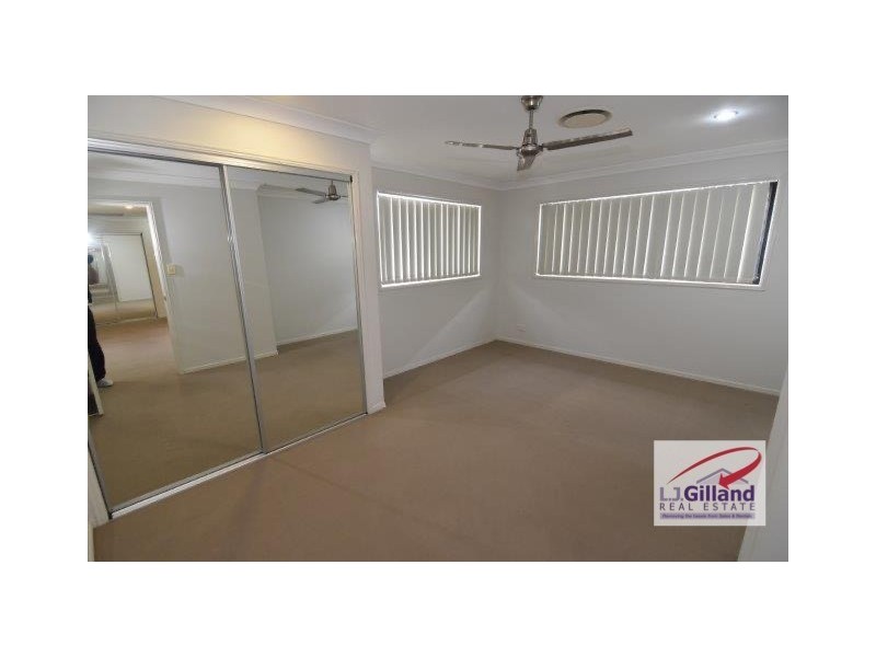 8A KARAWATHA STREET, Springwood QLD 4127