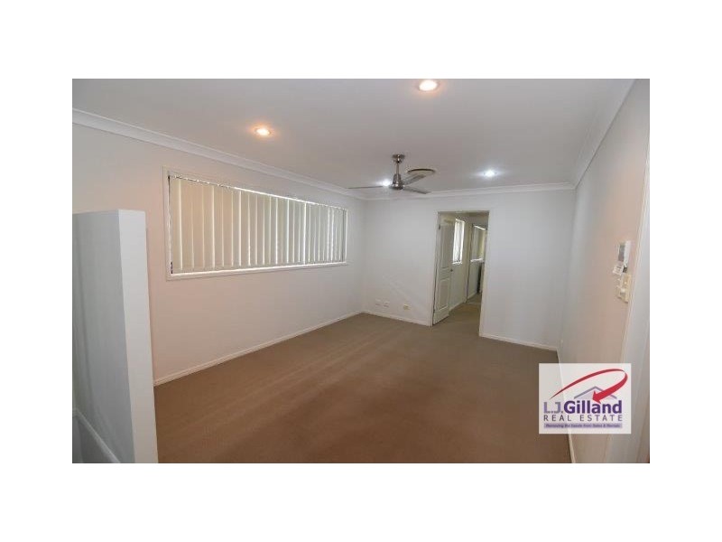 8A KARAWATHA STREET, Springwood QLD 4127
