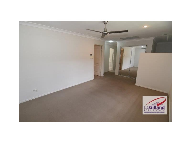 8A KARAWATHA STREET, Springwood QLD 4127