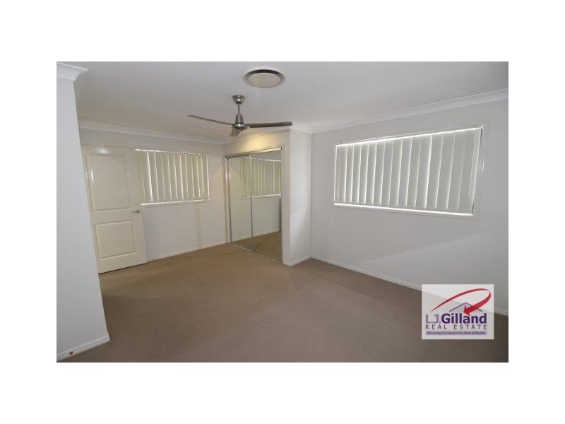 8A KARAWATHA STREET, Springwood QLD 4127