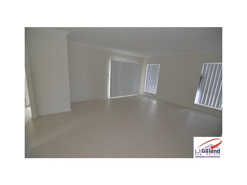 18 Saltwater Street, Pimpama QLD 4209