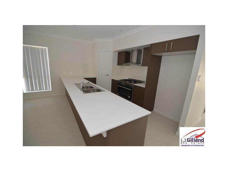 18 Saltwater Street, Pimpama QLD 4209