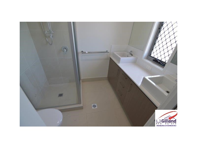 18 Saltwater Street, Pimpama QLD 4209