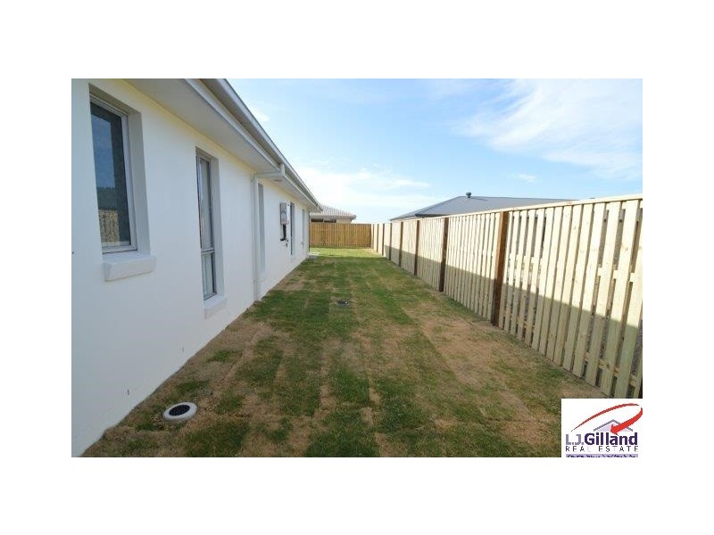18 Saltwater Street, Pimpama QLD 4209