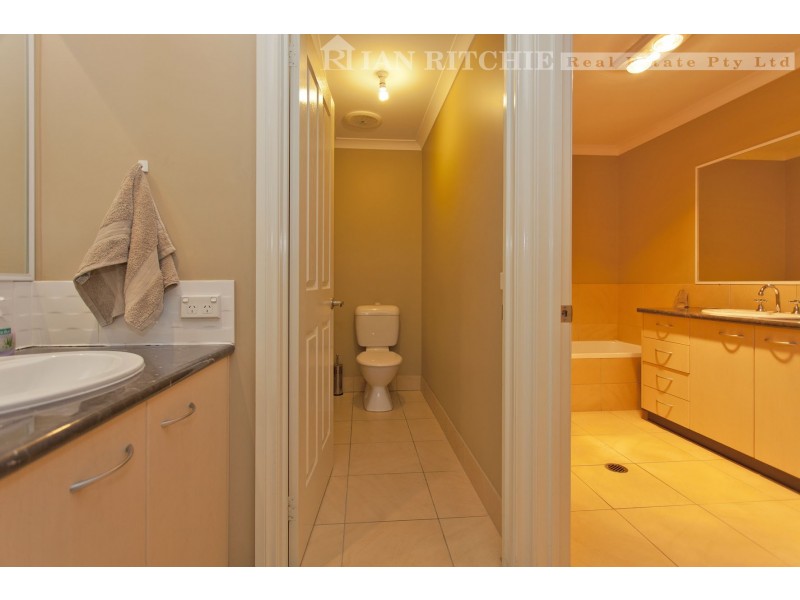 2/62 Wigg Street, Wodonga VIC 3690