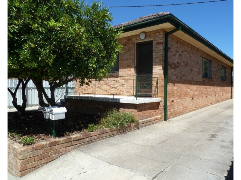 1/441 Macauley Street, Albury NSW 2640