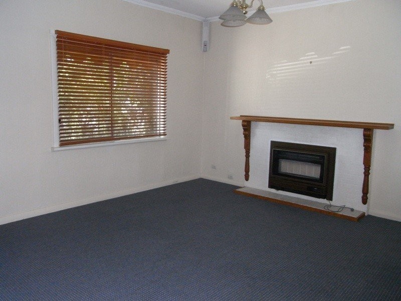 319 Cadell Street, East Albury NSW 2640