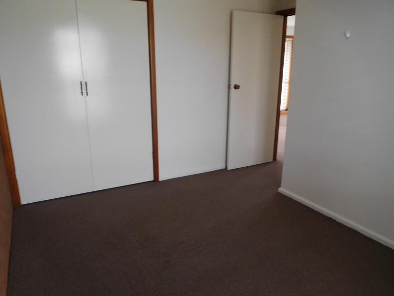 1/475 Griffith Road, Lavington NSW 2641