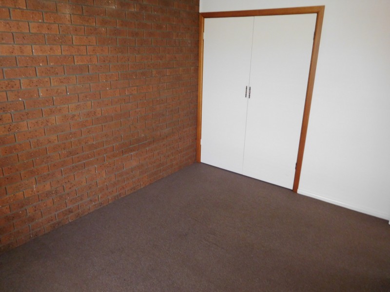 1/475 Griffith Road, Lavington NSW 2641