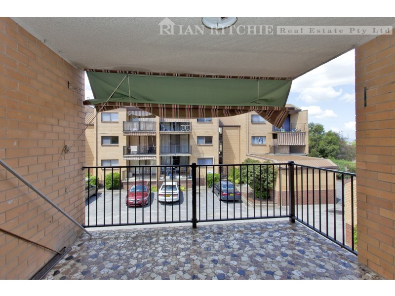 20/429 McDonald Road, Lavington NSW 2641