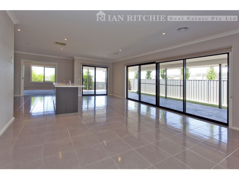 187 Kosciusko Road, Thurgoona NSW 2640