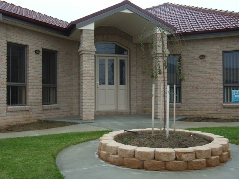2 Marimba Circuit, Albury NSW 2640