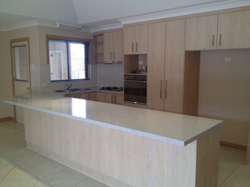 2 Marimba Circuit, Albury NSW 2640