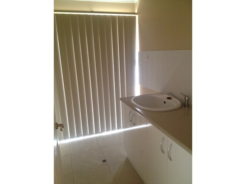 2 Marimba Circuit, Albury NSW 2640
