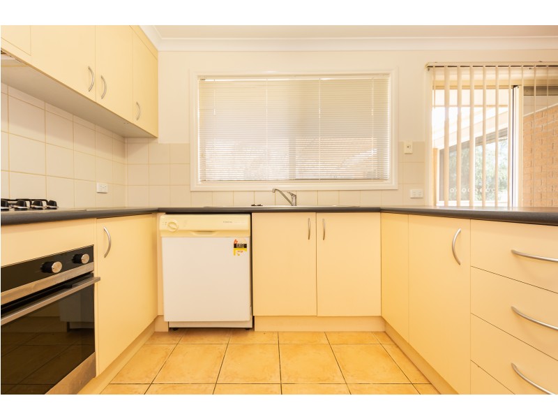 79 Wright Street, Albury NSW 2640