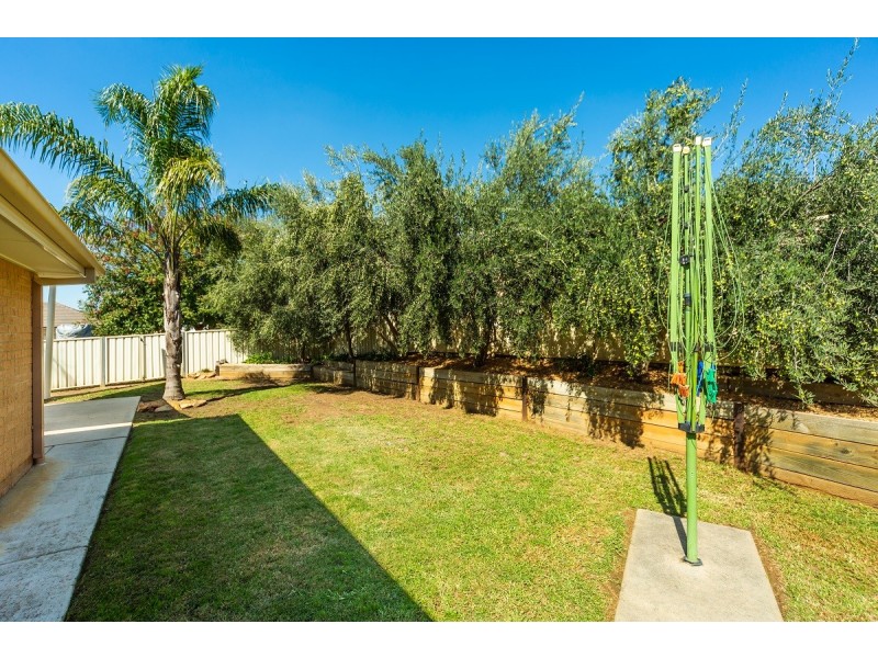 79 Wright Street, Albury NSW 2640