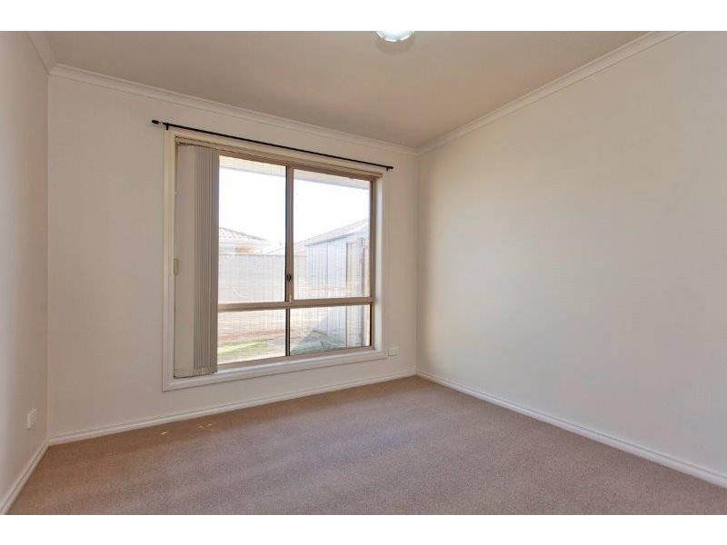 3/472 Breen Street, Lavington NSW 2641