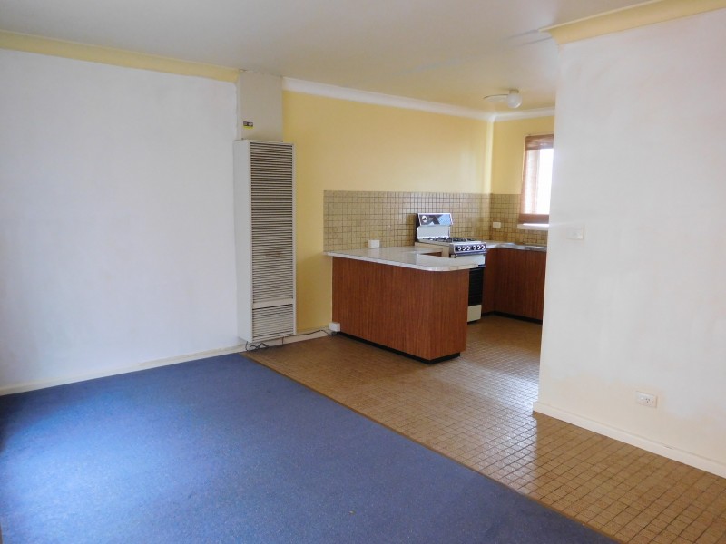 2/431 Douglas Road, Lavington NSW 2641