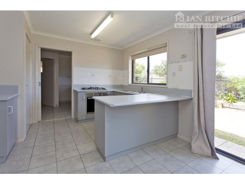 2/951 Padman Drive, West Albury NSW 2640