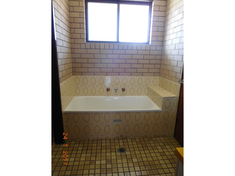 7/607 Prune Street, Lavington NSW 2641