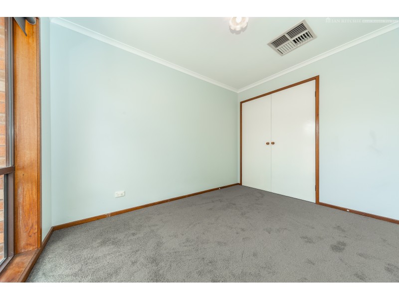 2/34 Julie Place, Lavington NSW 2641