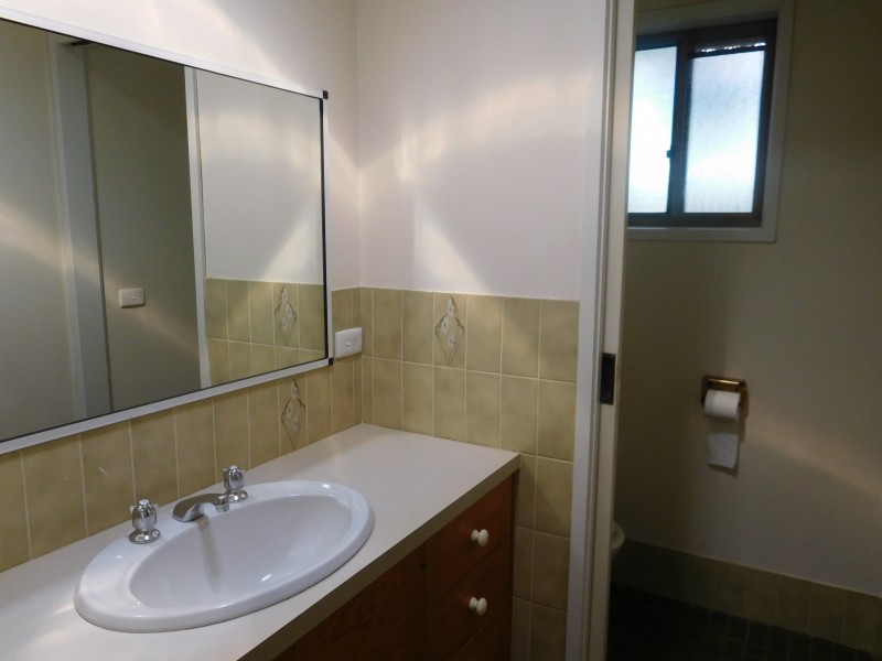10 Julie Place, Lavington NSW 2641