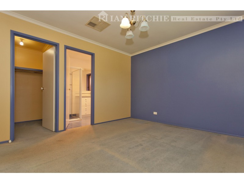 45 Daysdale Way, Thurgoona NSW 2640