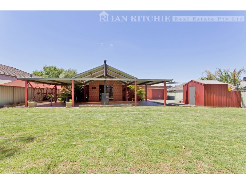 45 Daysdale Way, Thurgoona NSW 2640