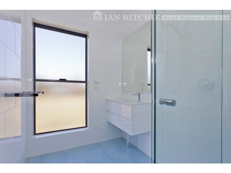 19 Springvale Lane, Kergunyah VIC 3691