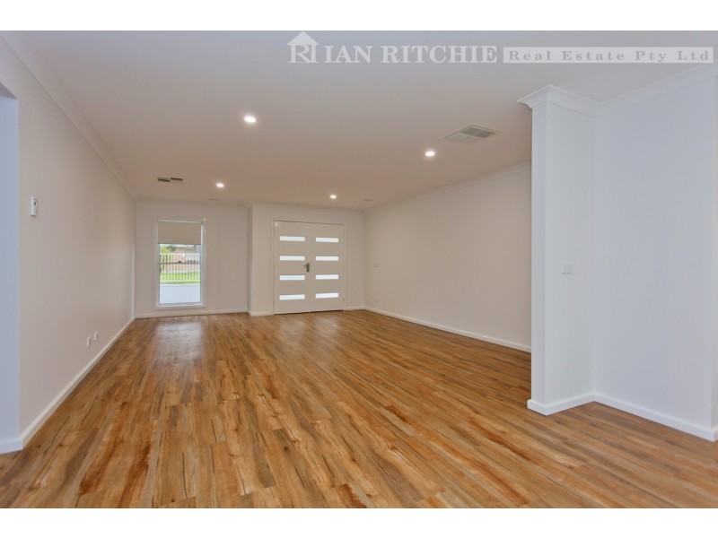 1/457 Prune Street, Lavington NSW 2641