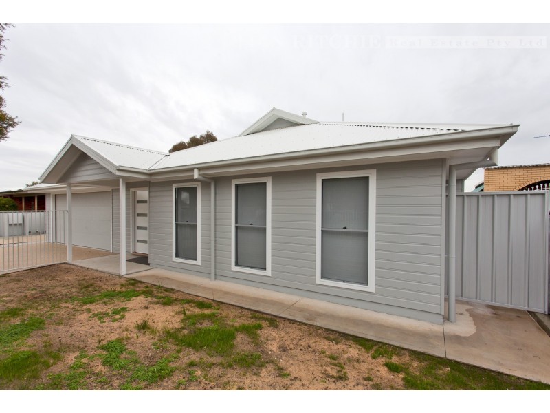 1/457 Prune Street, Lavington NSW 2641