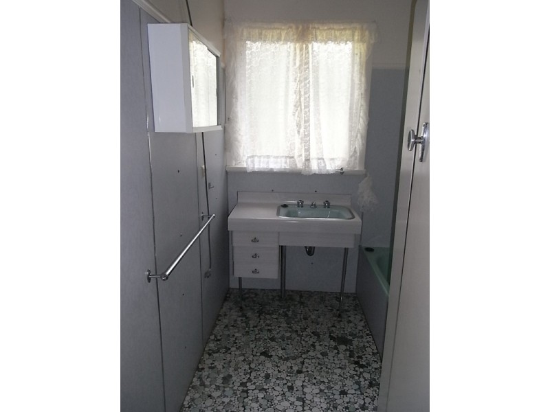 683 Boyes Crescent, Albury NSW 2640