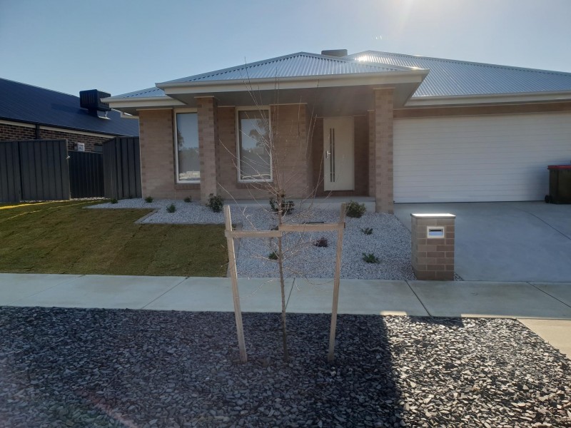 14 Chatham Road, Leneva VIC 3691