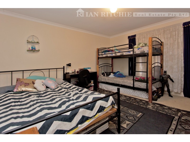 63 Darrambal Drive, Springdale Heights NSW 2641