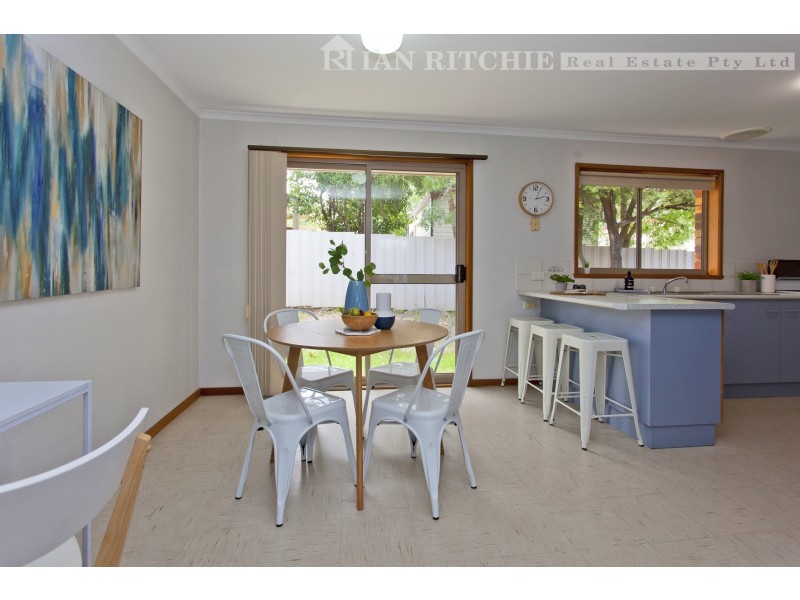 3/1-5 La Fontaine Avenue, Lavington NSW 2641