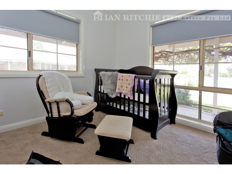 420 Tumgarra Place, Lavington NSW 2641