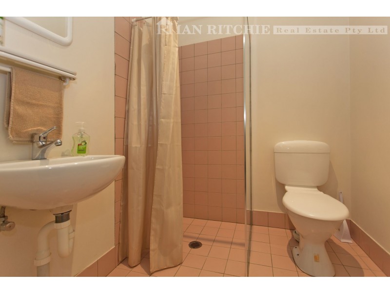 1/1 Baker Court, West Albury NSW 2640