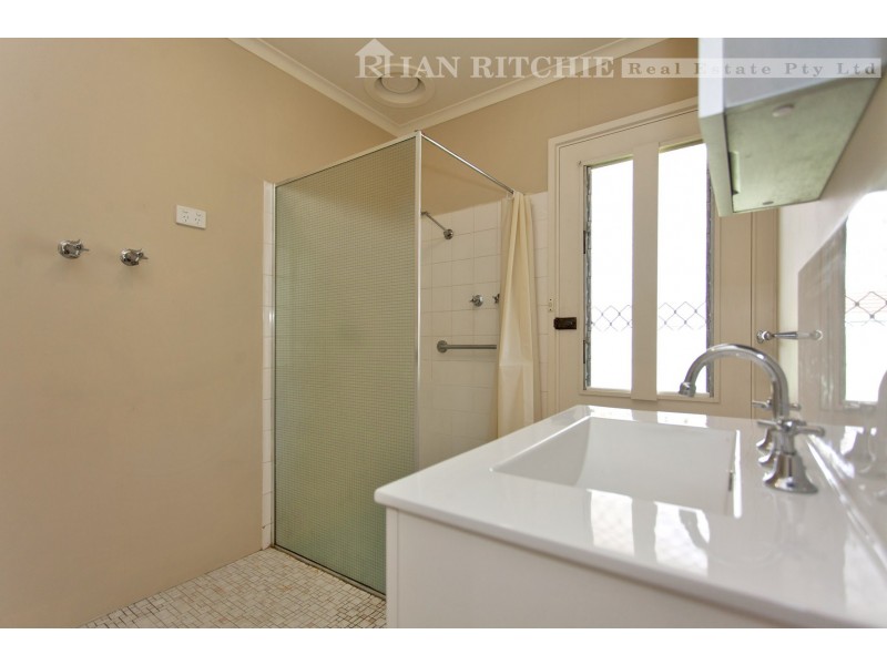 4/622 Griffith Street, Albury NSW 2640